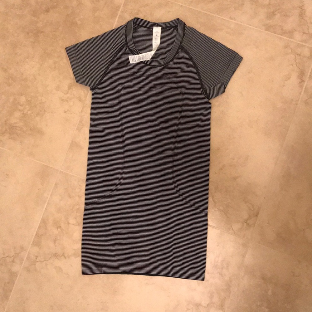Stripped swiftly size 2 brand new never worn